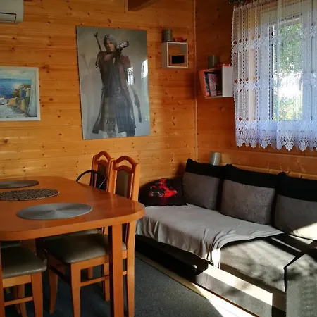 Domek Letniskowy Pod Rozami Myczkowce Exterior foto